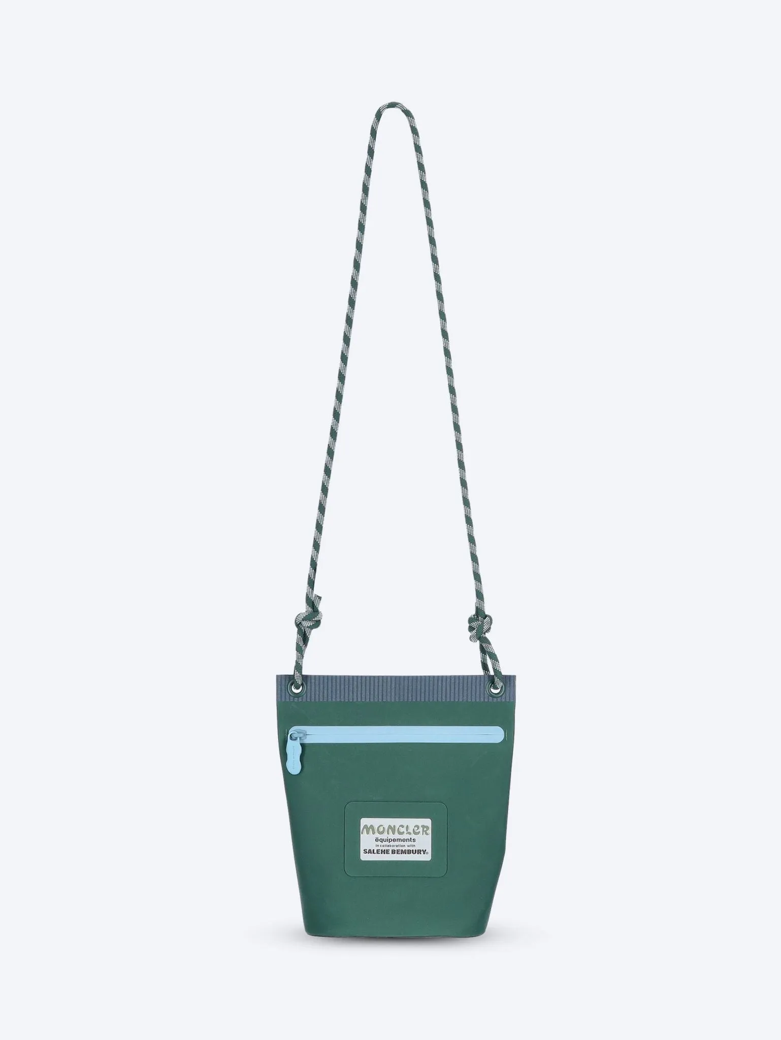 Amoeba pouch
