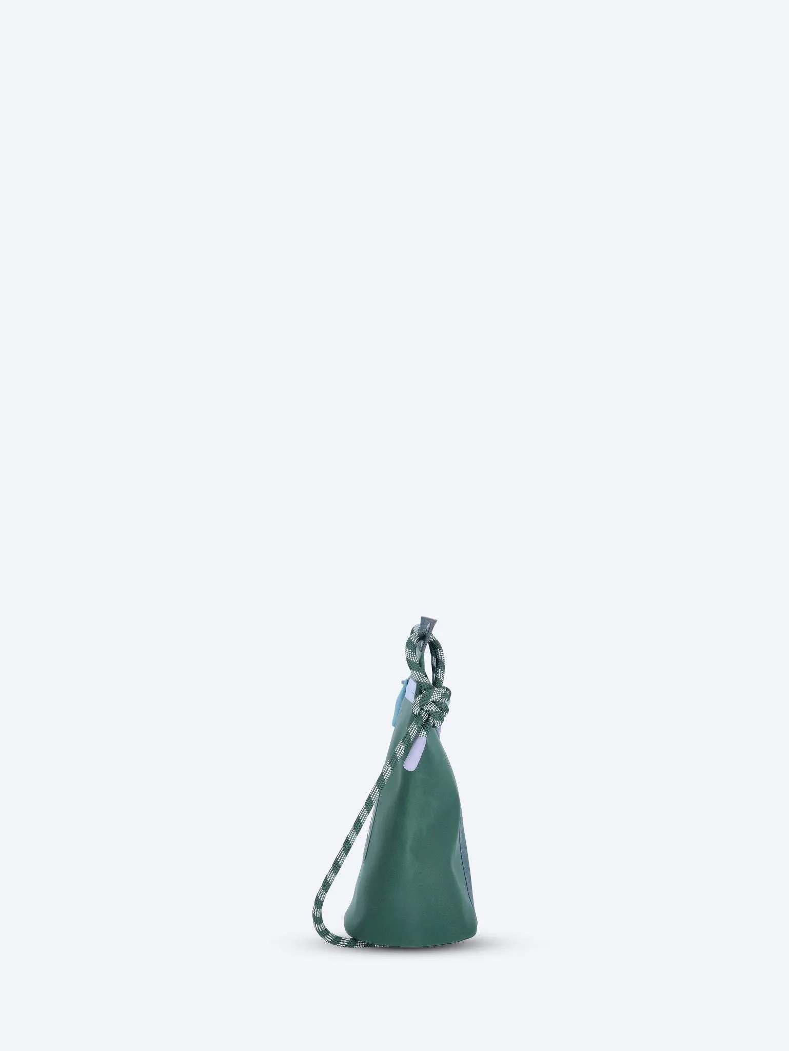 Amoeba pouch