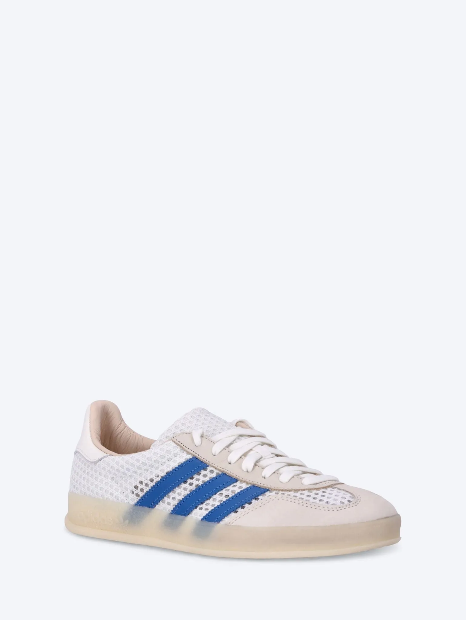 Gazelle indoor