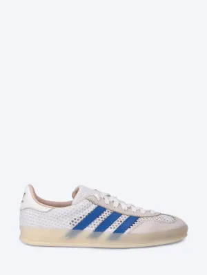 Gazelle indoor
