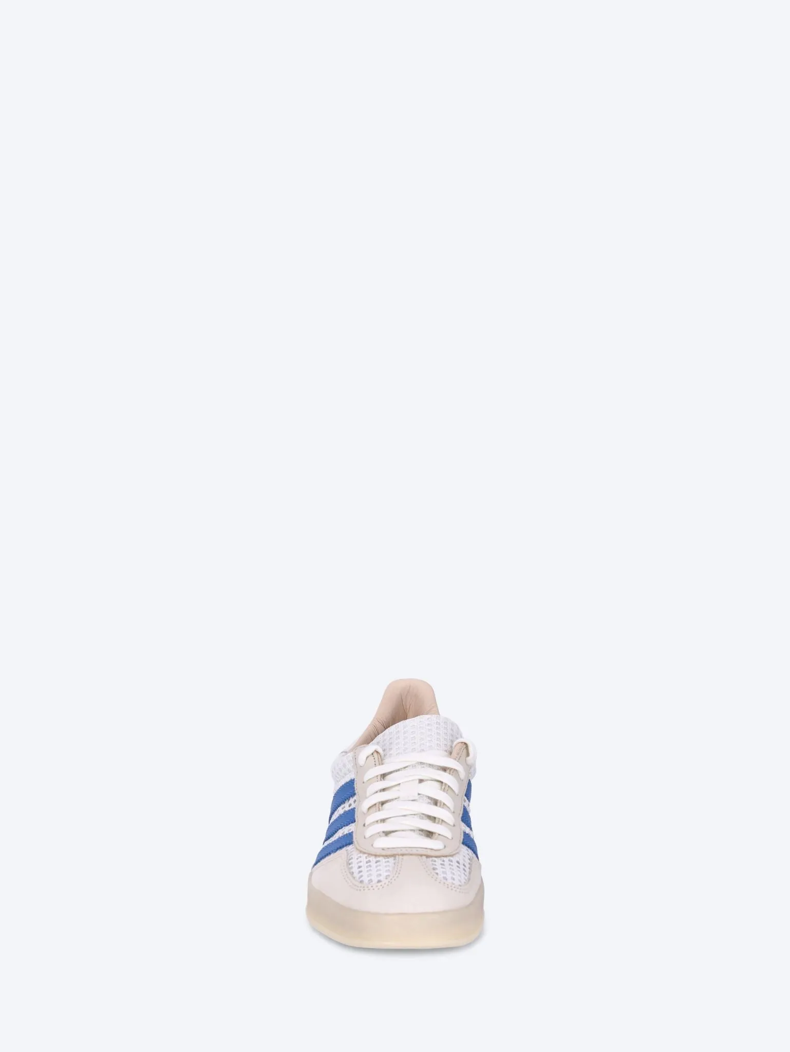 Gazelle indoor