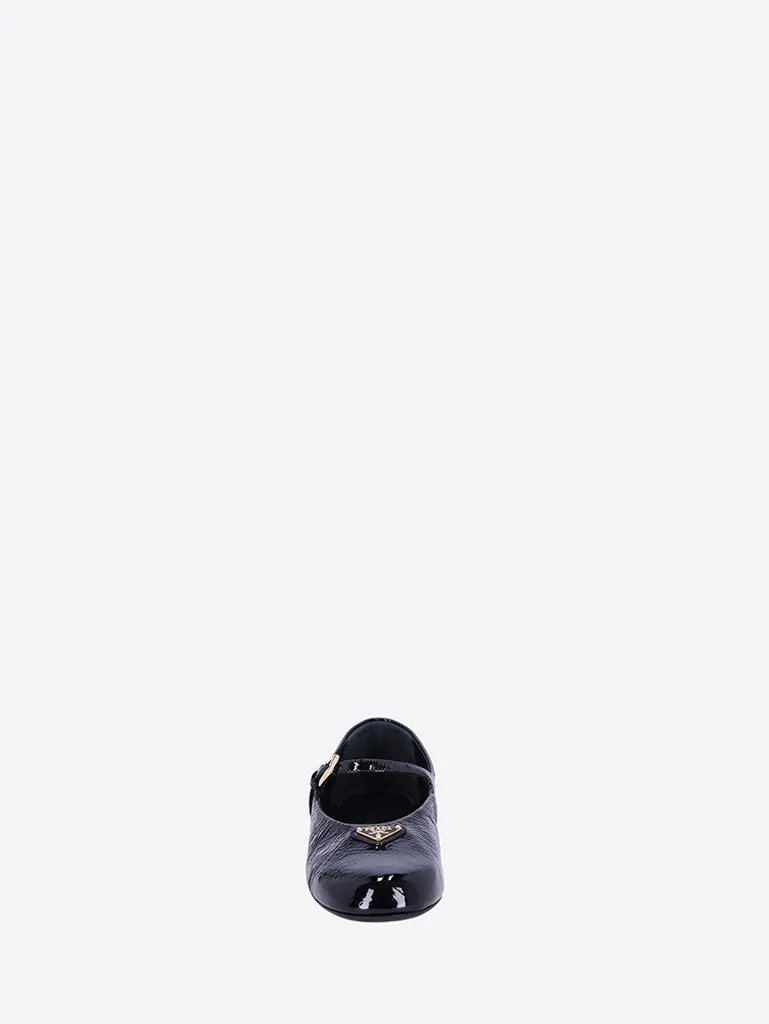 Leather ballerinas