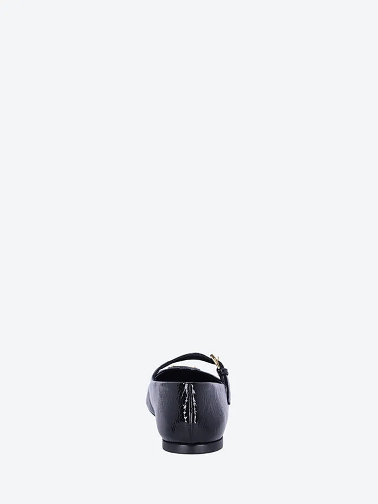 Leather ballerinas