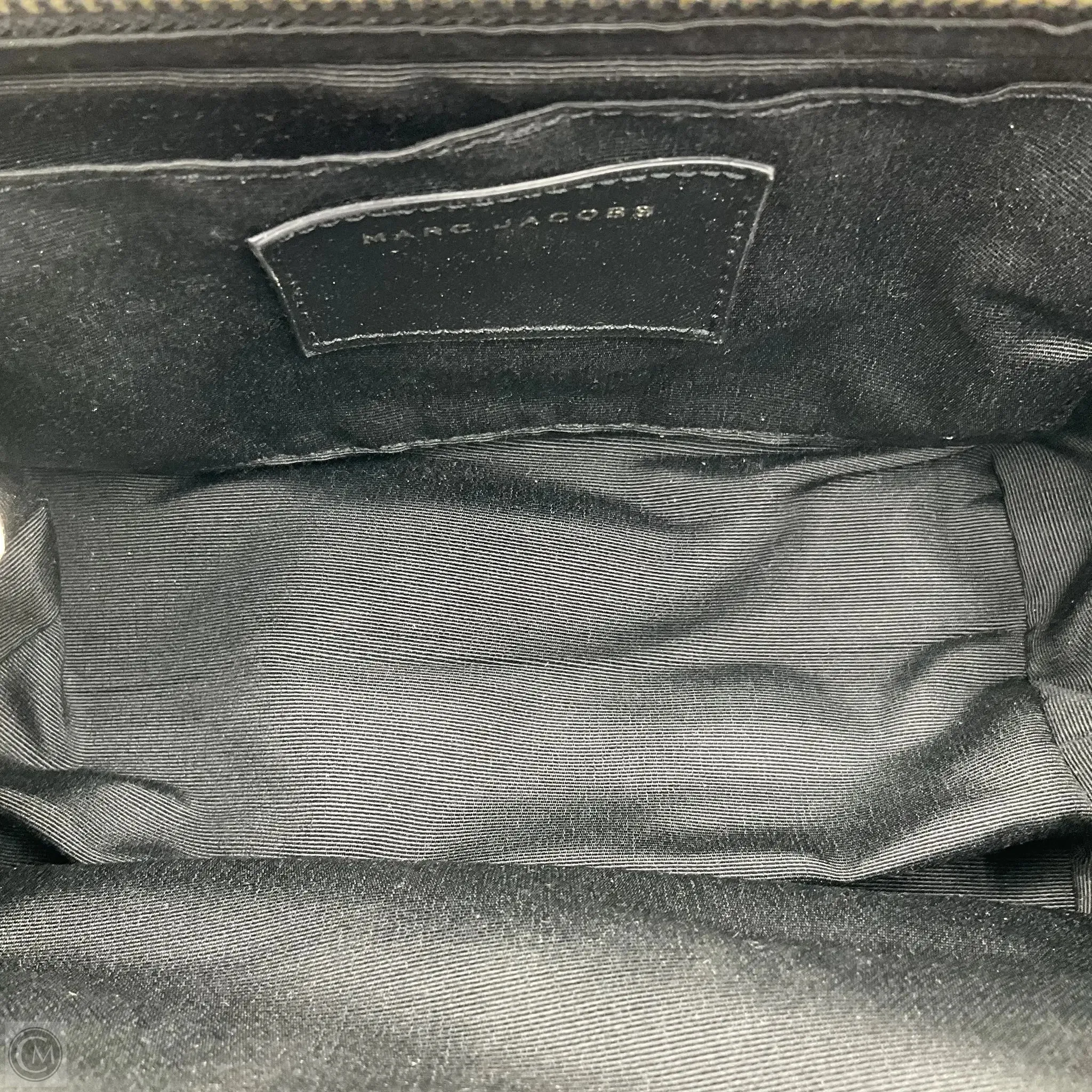 Makeup Bag Luxury Designer By Marc Jacobs, Size: Medium