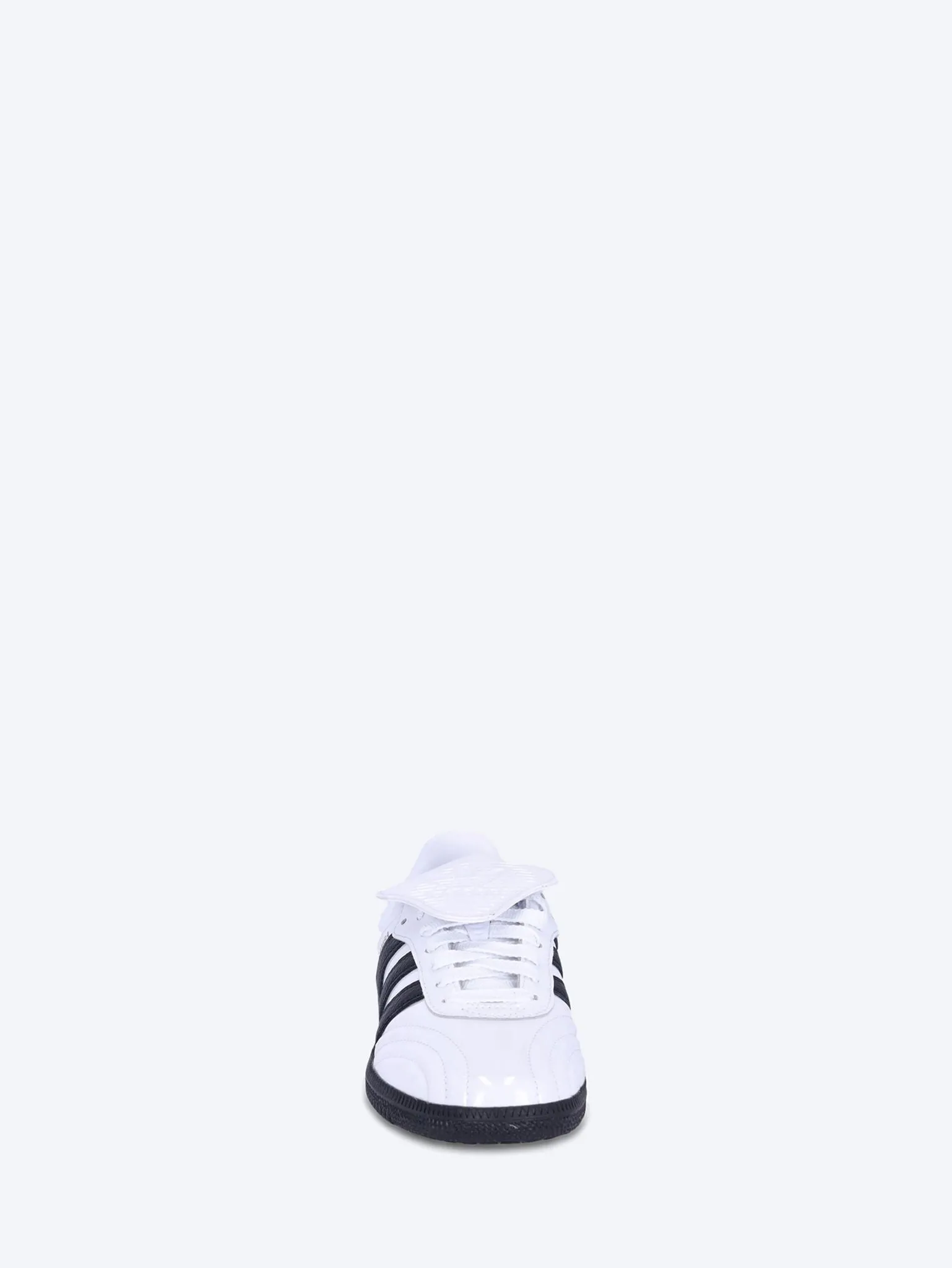 Samba long tongue shoes