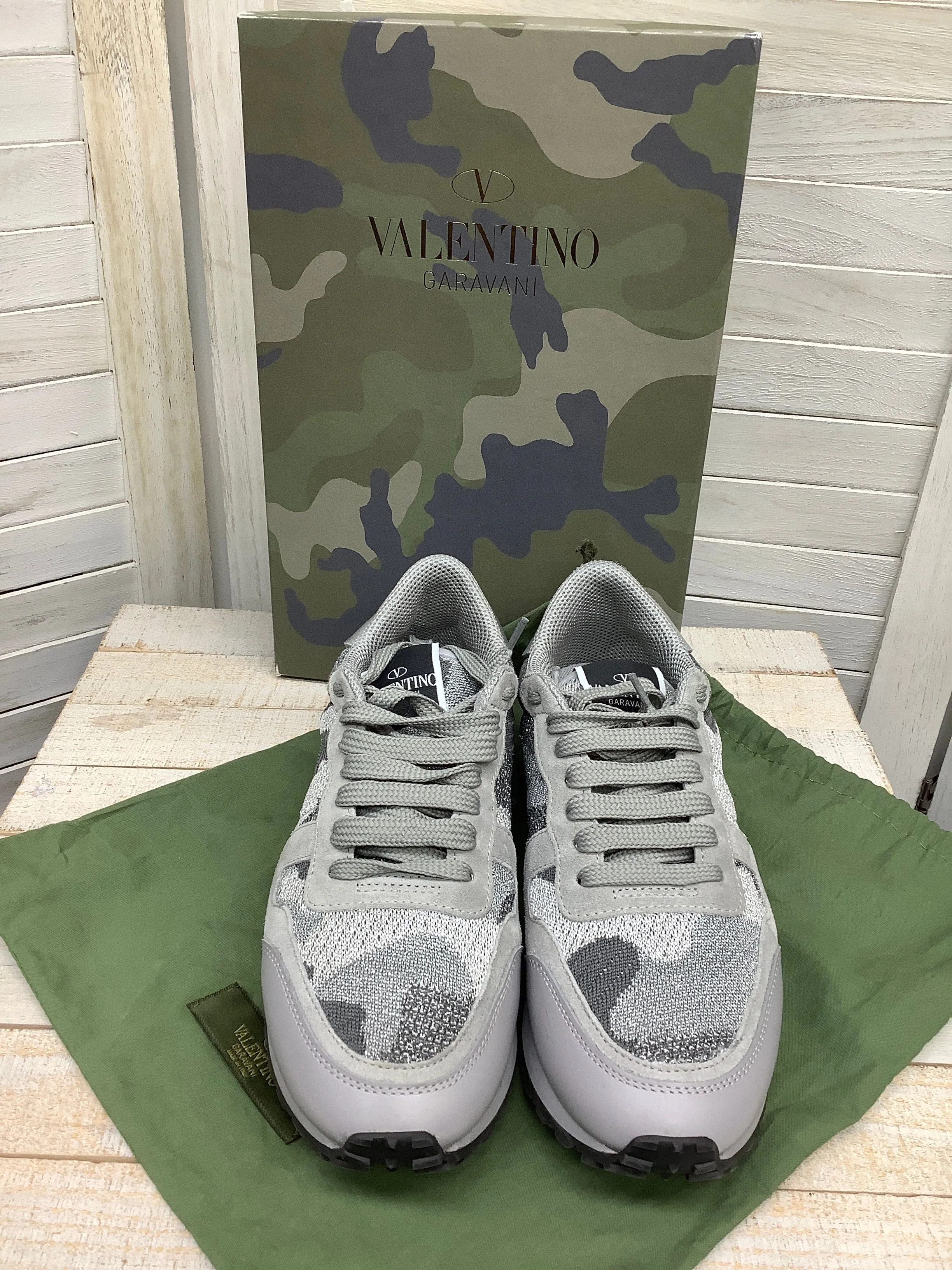 Shoes Designer By Valentino  Size: 6.5