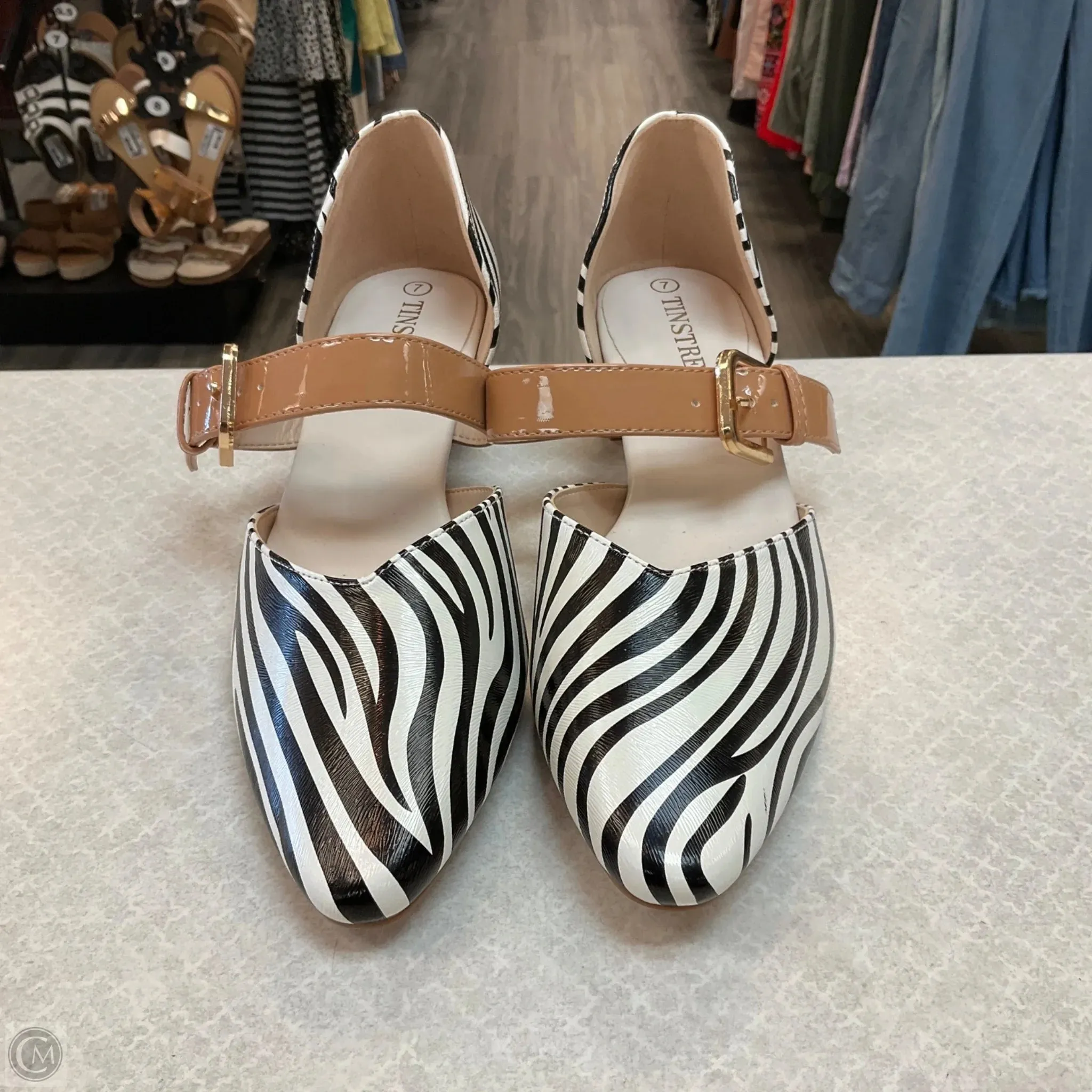 Shoes Heels Block By Clothes Mentor In Animal Print, Size: 7