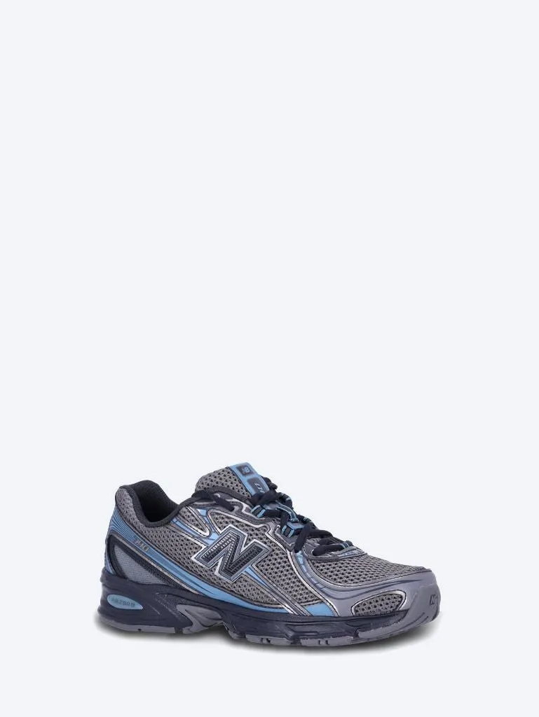 U740bt2 sneakers