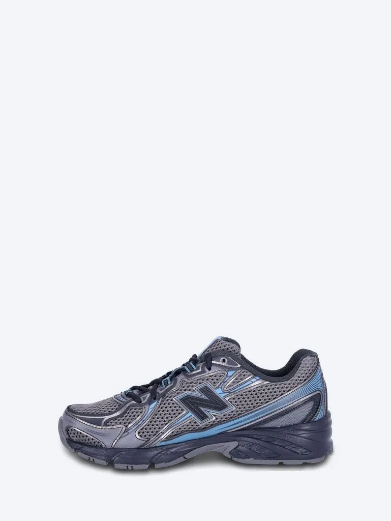 U740bt2 sneakers