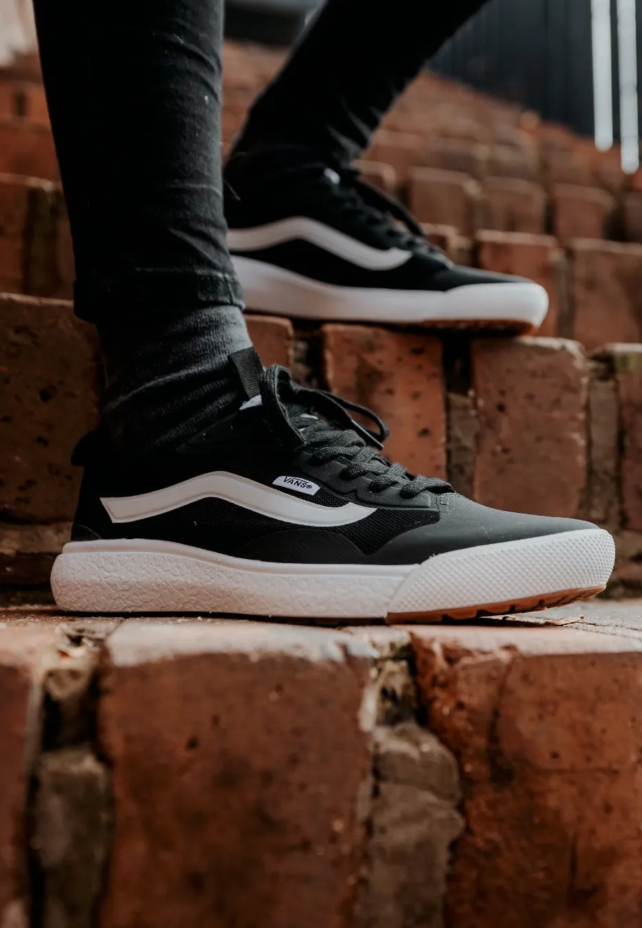 Vans - Ultrarange Exo Black - Shoes