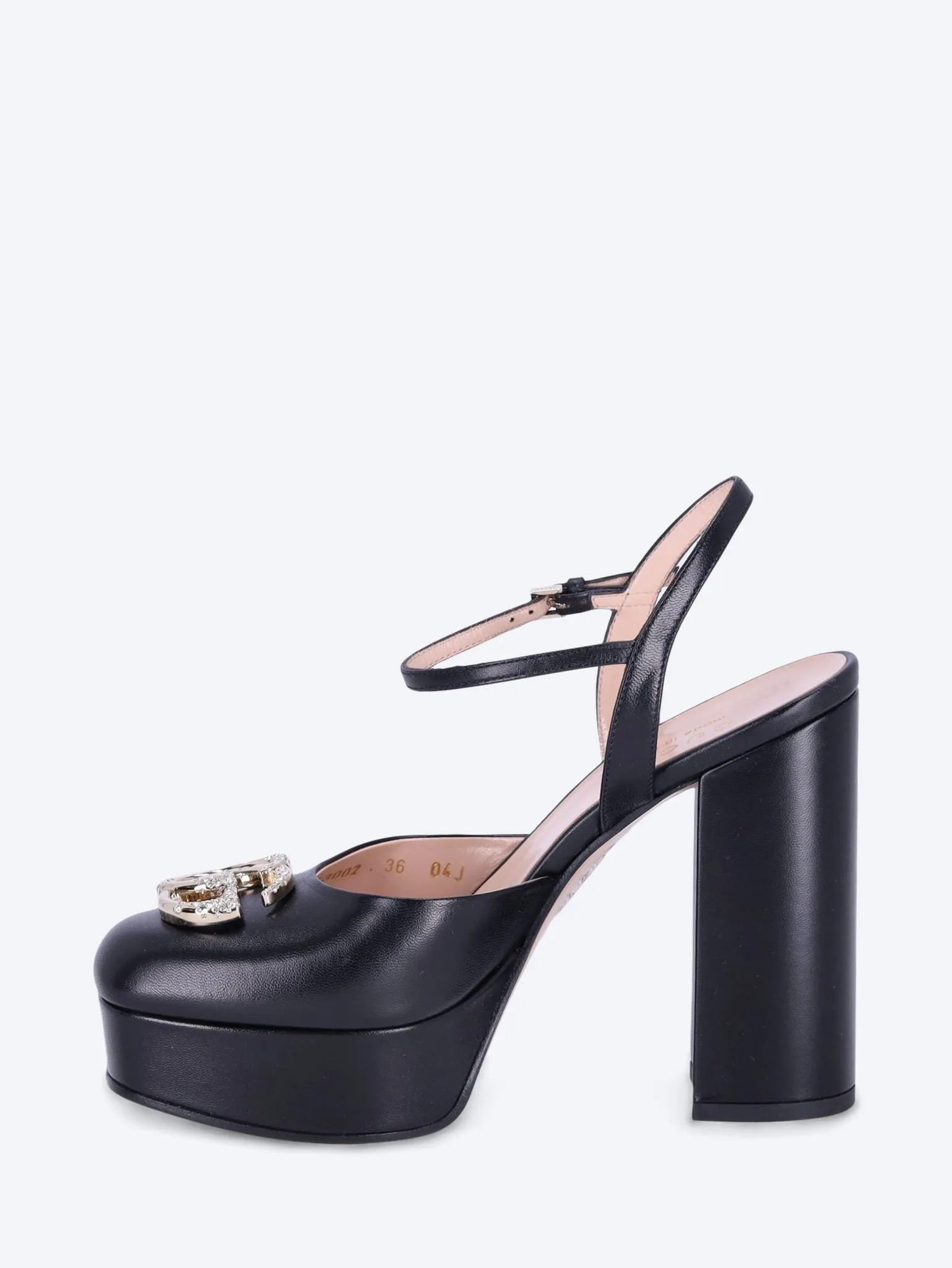 Women's platform pump with double g